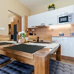 Nela By Mountain Ways Apartamento