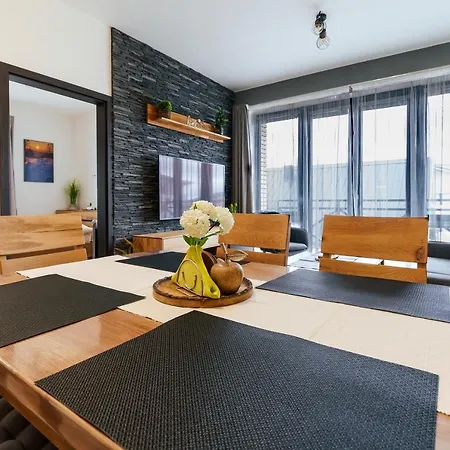 Apartment Nela By Mountain Ways